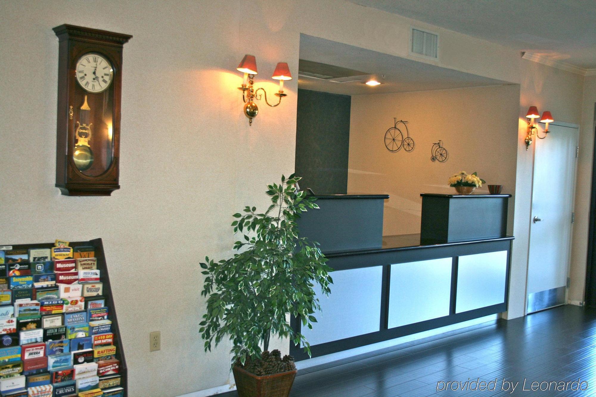 La Quinta By Wyndham Davis Hotel Interior foto